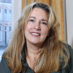 Charlotte van den Wall bake